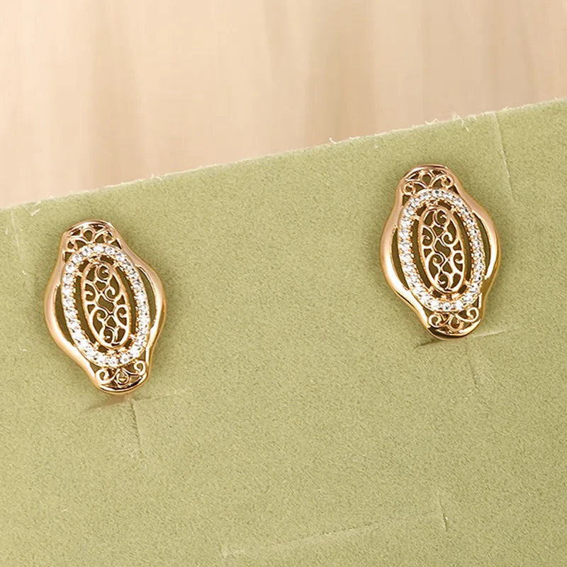 Seora Oval Gold-Plated Stud