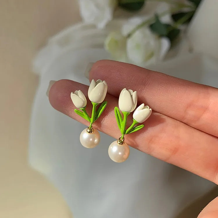 Tulip Earrings