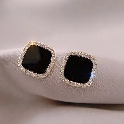 Black square diamond stud earrings