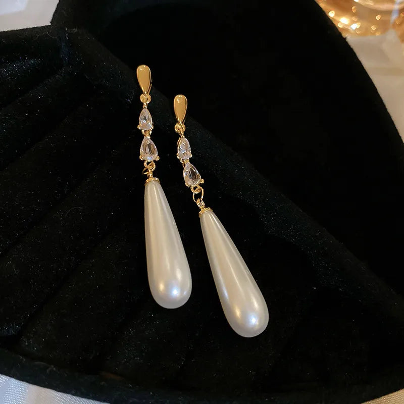 Pearl Drop Earring