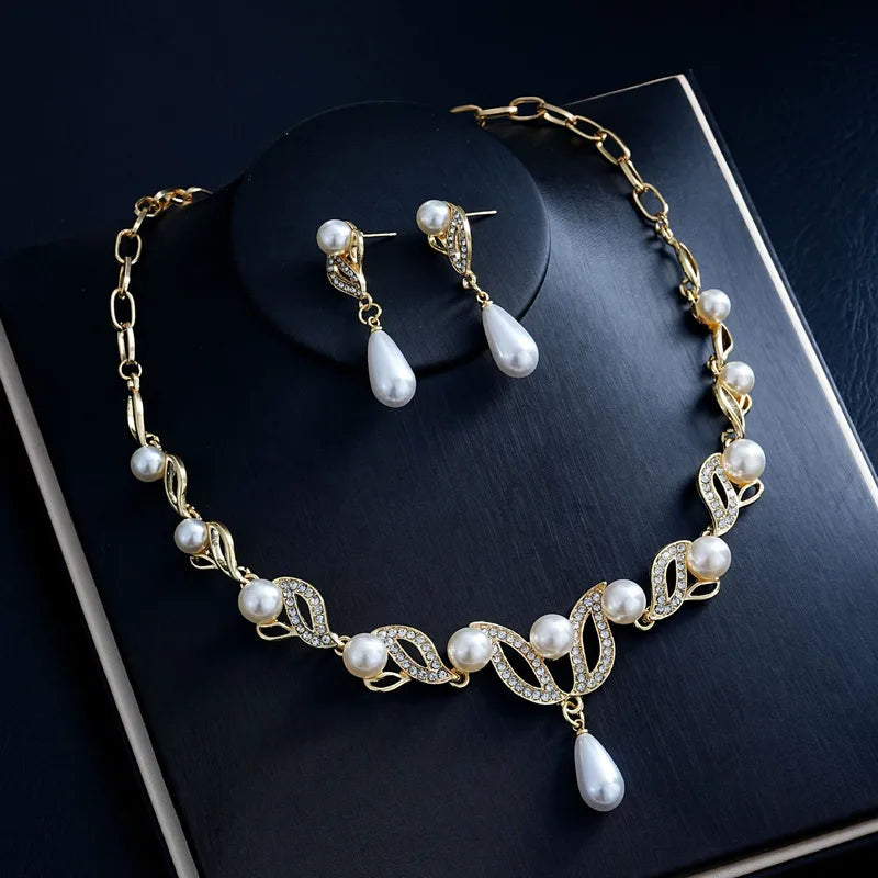 Pearl Necklace Earring Set - Gold