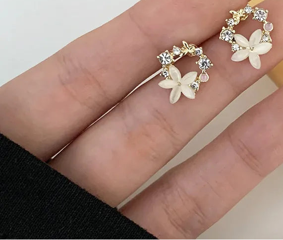 Daisy Halo Earrings