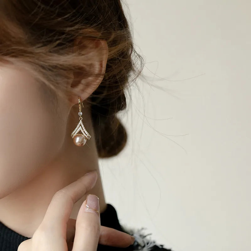 Rose Gold Pearl Drop Earring