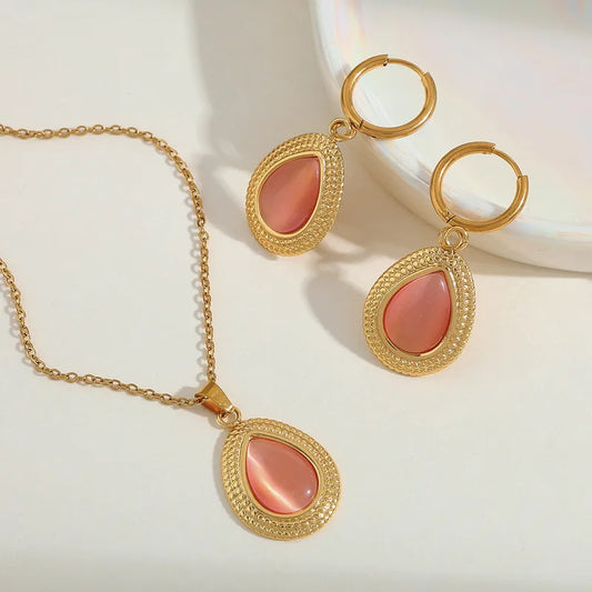 Gold Plated Waterdrop Necklace & Earrings Set