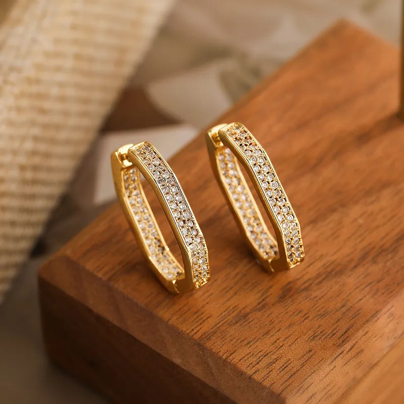 White Geometric Small Earrings - Gold Plated
