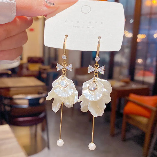 French Style Pearl Flower Earring