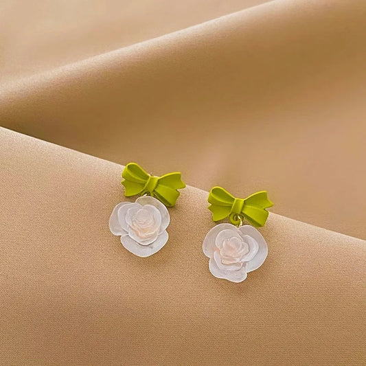White rose stud