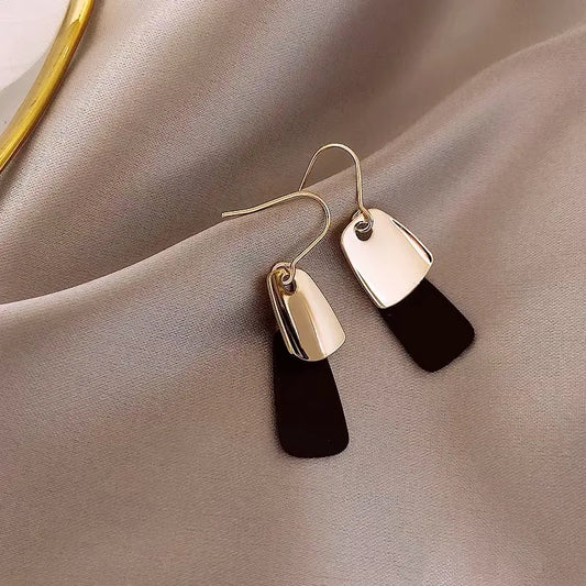 Minimal Dual Tone Drop Earrings