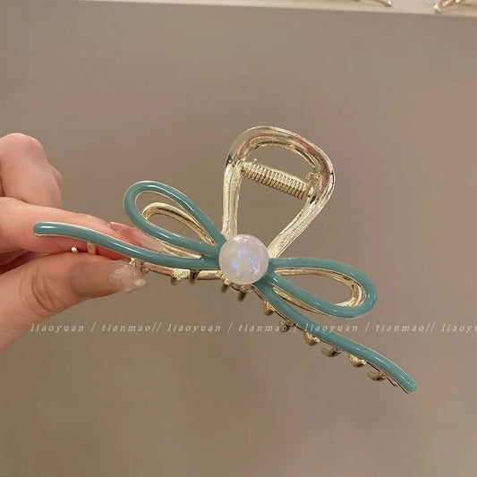 Cute Modern Style Flower Hair Claws