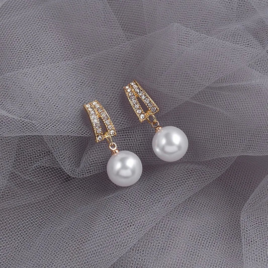 Pearl Drop Stud
