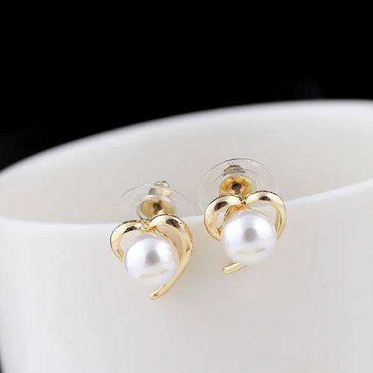 Heart Pearl Stud Earrings