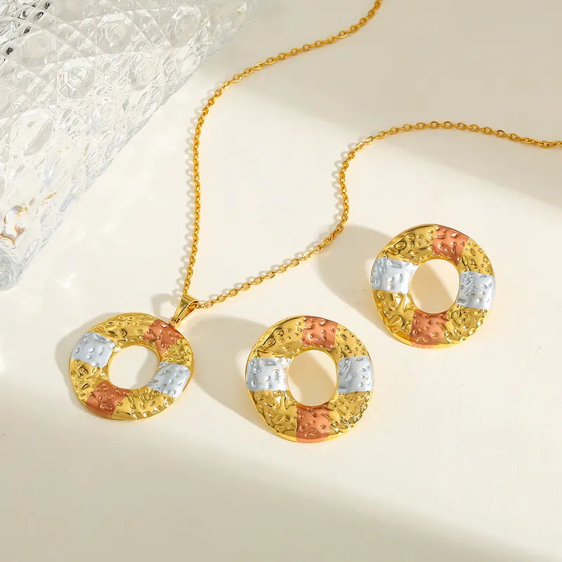 Circle Earrings & Necklace Set