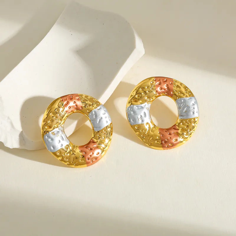 Circle Earrings & Necklace Set