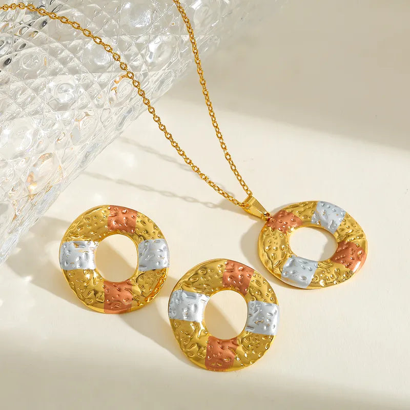 Circle Earrings & Necklace Set