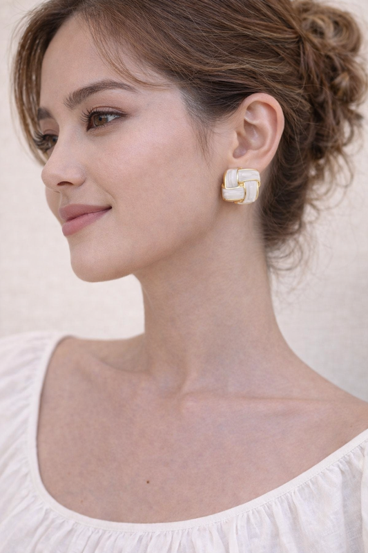 Square Spiral Stud - White